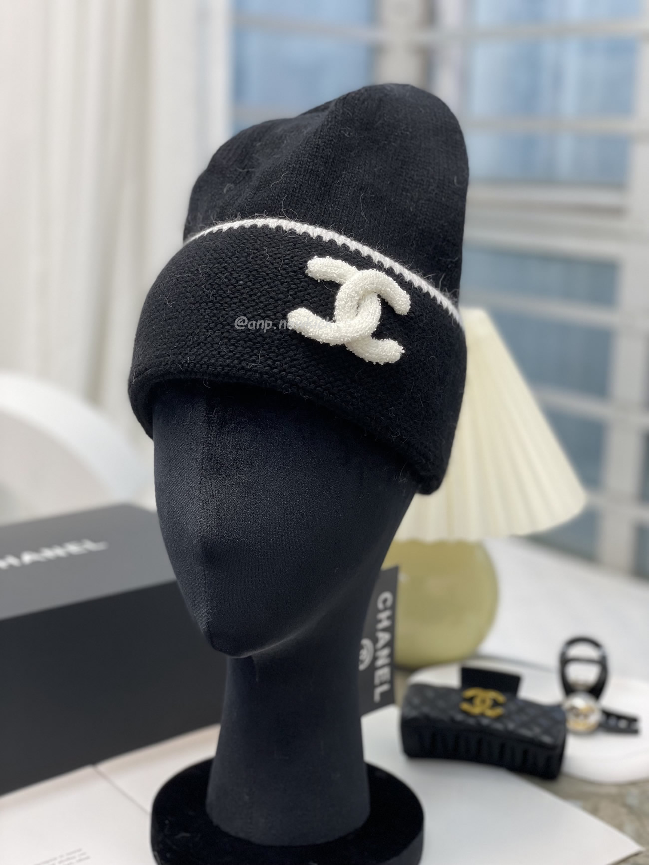 Chanel Cc Logo Black Beanie Hat (4) - newkick.vip